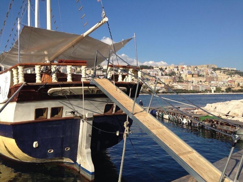 El Pirata Boat Naples